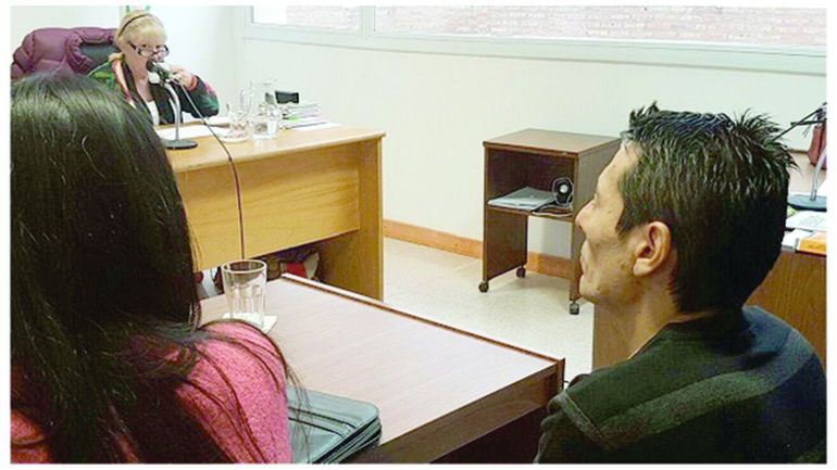 Carlos Soñé logra acceder a las salidas transitorias de acuerdo a lo que marca la ley 24660. Carlos Soñé logra acceder a las salidas transitorias de acuerdo a lo que marca la ley 24660.