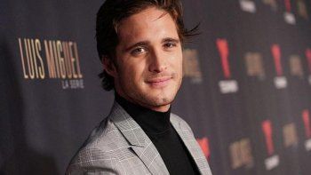 diego boneta sobre luis miguel 2: se vera como el cantante, al final de cuentas, es humano diego boneta sobre luis miguel 2: se vera como el cantante, al final de cuentas, es humano