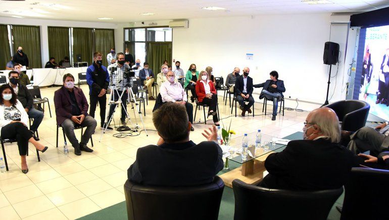 Fuerte respaldo de especialistas a la enmienda de la Carta Orgánica