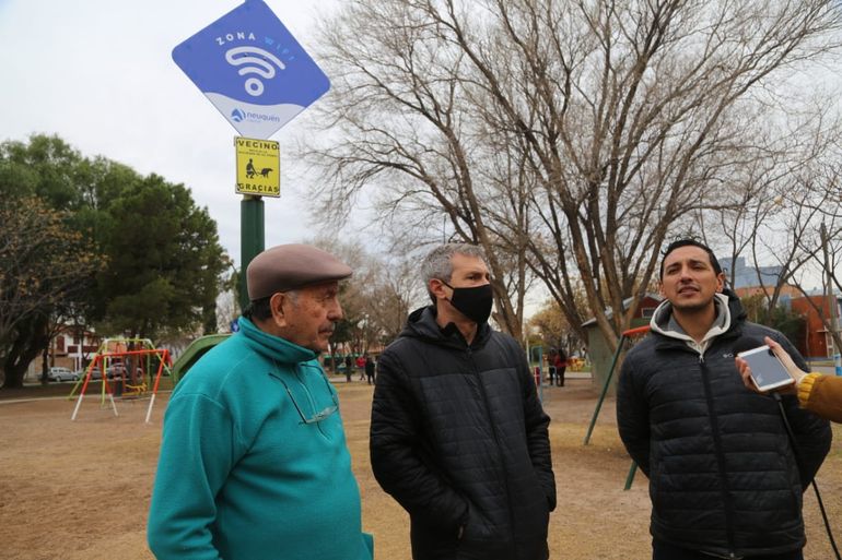 Inauguraron un punto wifi en el barrio Cumelén