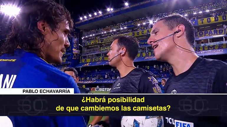 Insólito: el árbitro de Boca-Racing le pidió a Cavani cambiar la camiseta