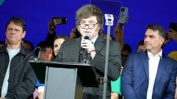 Milei apuntó contra Lula y respaldó al hijo de Bolsonaro: confío en que Brasil podrá volver a ponerse de pie