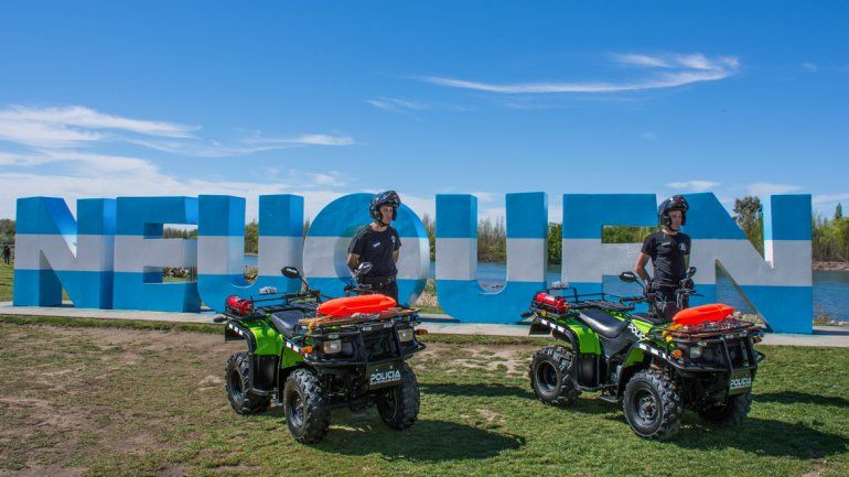 La dirección de Policía de la provincia los entregó a Bomberos.