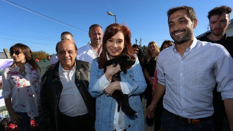 La ex presidenta recorrió la localidad de Berazategui.