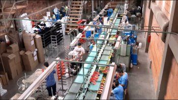 Economistas plantean que 2026 tiene que ser un año de crecimiento de la actividad y el empleo.. Economistas plantean que 2026 tiene que ser un año de crecimiento de la actividad y el empleo..