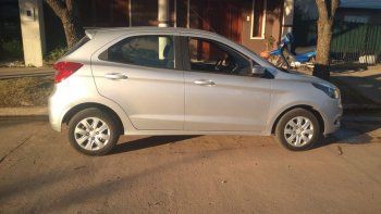 el auto de un jugador de basquet del rojo quedo varado en neuquen el auto de un jugador de basquet del rojo quedo varado en neuquen