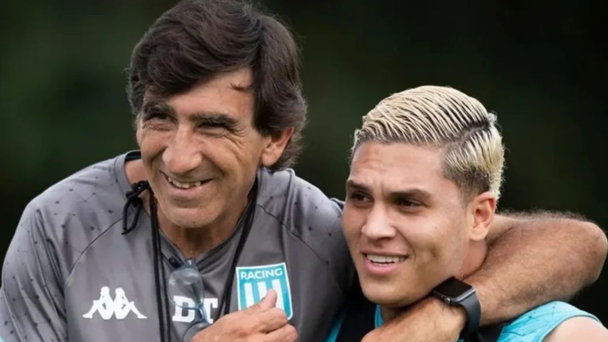 Racing: por qué Gustavo Costas deja de suplente a Juanfer Quintero