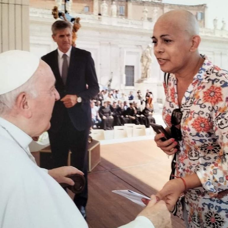 Guadalupe, una mujer trans que llegó a conocer el Papa enviada por Mónica. Guadalupe, una mujer trans que llegó a conocer el Papa enviada por Mónica. 