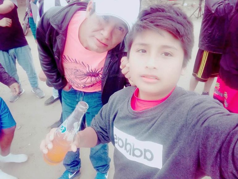 Janhzen Valverde Rodríguez y su hijo Tony