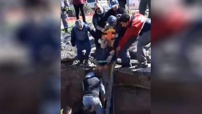 Cayó en un pozo donde el EPAS realizaba tareas