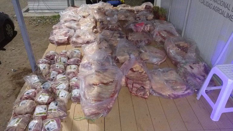 Decomisaron 400 kilos de carne que venían a la región