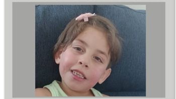 Desesperada búsqueda de una menor en la capital provincial. Desesperada búsqueda de una menor en la capital provincial.