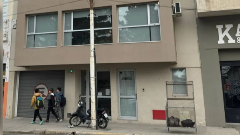 Del local de Belgrano al 700 también se llevaron dinero de la caja registradora