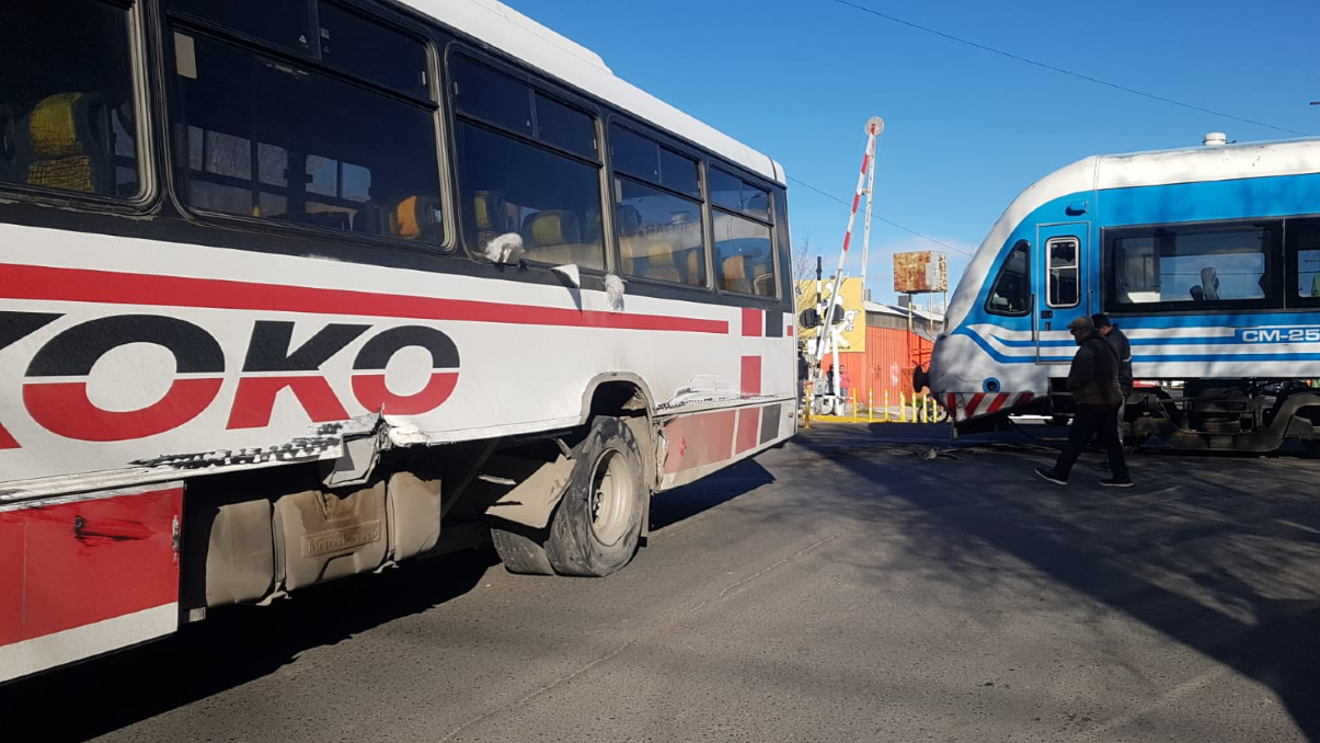 El accidente afectó el servicio del Tren del Valle que une Neuquén con Plottier / Foto&nbsp;