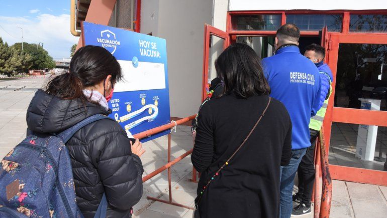 Más de 1500 personas se vacunaron a demanda con Sinopharm