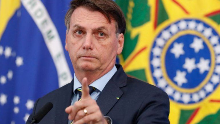 Para criticar posible vuelta de Lula, Bolsonaro dice que los argentinos escapan hacia Brasil