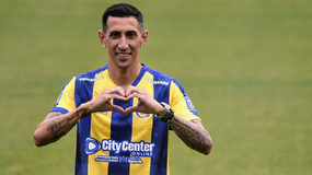 Vandalizaron el mural de Ángel Di María ubicado en el club en el que se formó | LM Neuquen Vandalizaron el mural de Ángel Di María ubicado en el club en el que se formó