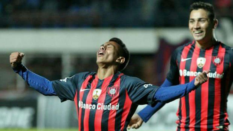 El gol del pibe Barrios ante U. Católica le dio esperanzas al Santo.&nbsp;