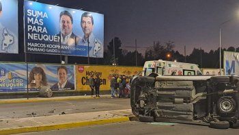 Impresionante choque y vuelco en el Alto: un herido