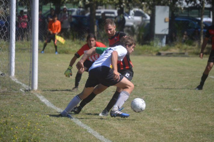 Embajador le ganó 3-0 a Pehuén.