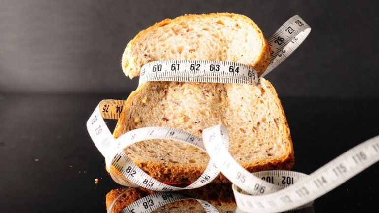 ¿Es bueno dejar de comer harinas para perder peso?