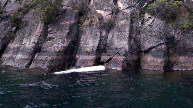 Se les dio vuelta el bote y tuvieron que ser rescatados