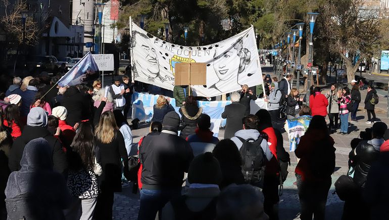 Cristina Kirchner fue condenada a prisión domiciliaria y organizaciones se movilizaron en todo el país.