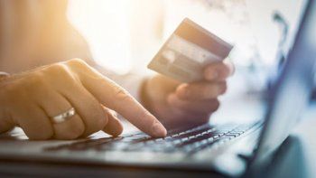 Compras online de ropa y calzado hasta tres veces más barato: el boom de las marcas chinas