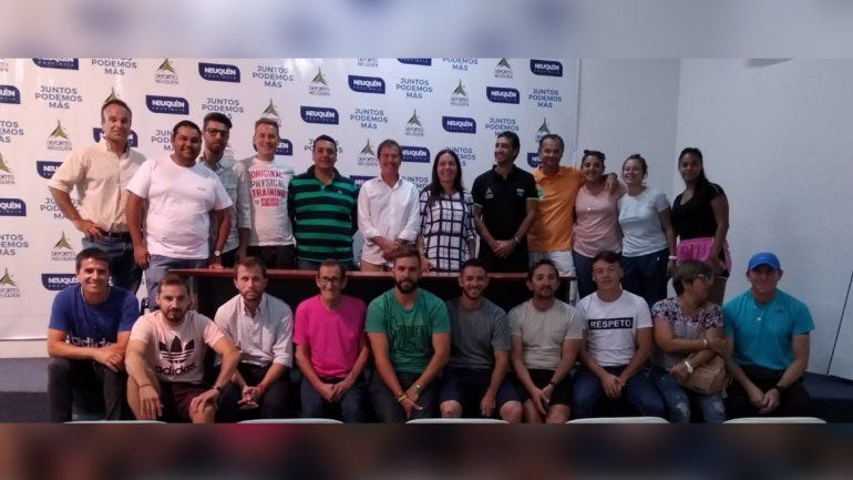 La Federación de Hockey de Neuquén incorporó dos entrenadores de experiencia