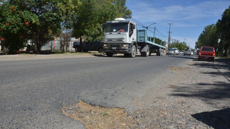 Murió un hombre en la vía pública: creen que fue por cocaína adulterada | LM Neuquen Murió un hombre en la vía pública: creen que fue por cocaína adulterada