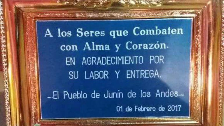 Homenajearon a los brigadistas que trabajaron para combatir el incendio