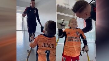 el plantel de river le cumplio el sueno a joaco, el nino que se quiere llamar armani el plantel de river le cumplio el sueno a joaco, el nino que se quiere llamar armani