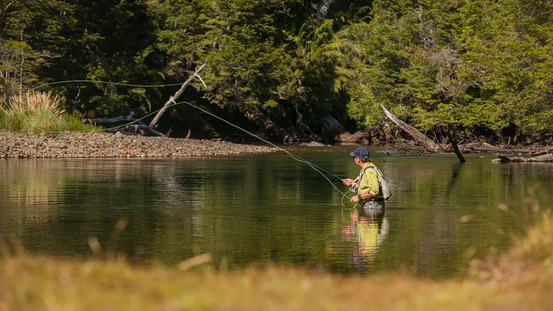 Temporada de pesca inaugurada en Neuquén: los consejos clave para sacar las mejores truchas | LM Neuquen Temporada de pesca inaugurada en Neuquén: los consejos clave para sacar las mejores truchas