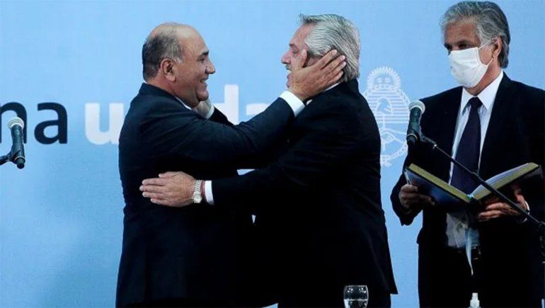 Luego de asumir, el ministro de Seguridad, Aníbal Fernández, y el jefe de Gabinete, Juan Manzur, dieron sus primeras declaraciones.