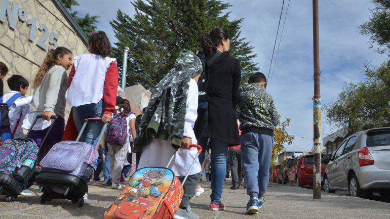 Hay menos niños en edad escolar que en el 2001