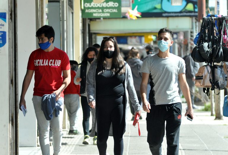 Neuquén reportó dos muertes y otros 50 casos de COVID