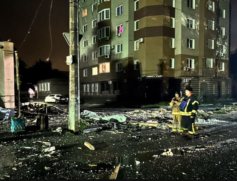 Rusia atacó Ucrania con 465 drones y 32 misiles: lo dejó sin luz, gas ni agua, y mató a un niño Rusia atacó Ucrania con 465 drones y 32 misiles: lo dejó sin luz, gas ni agua, y mató a un niño