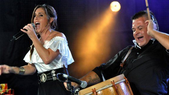 gran festejo. &nbsp;La cantante viene de presentarse en un colmado estadio Luna Park.