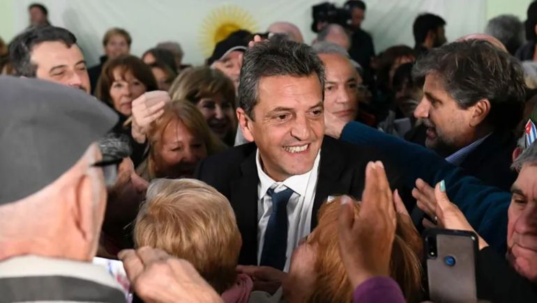 Sergio Massa pasó por General Roca y Cipolletti esta semana, de cara al balotaje. Sergio Massa pasó por General Roca y Cipolletti esta semana, de cara al balotaje.