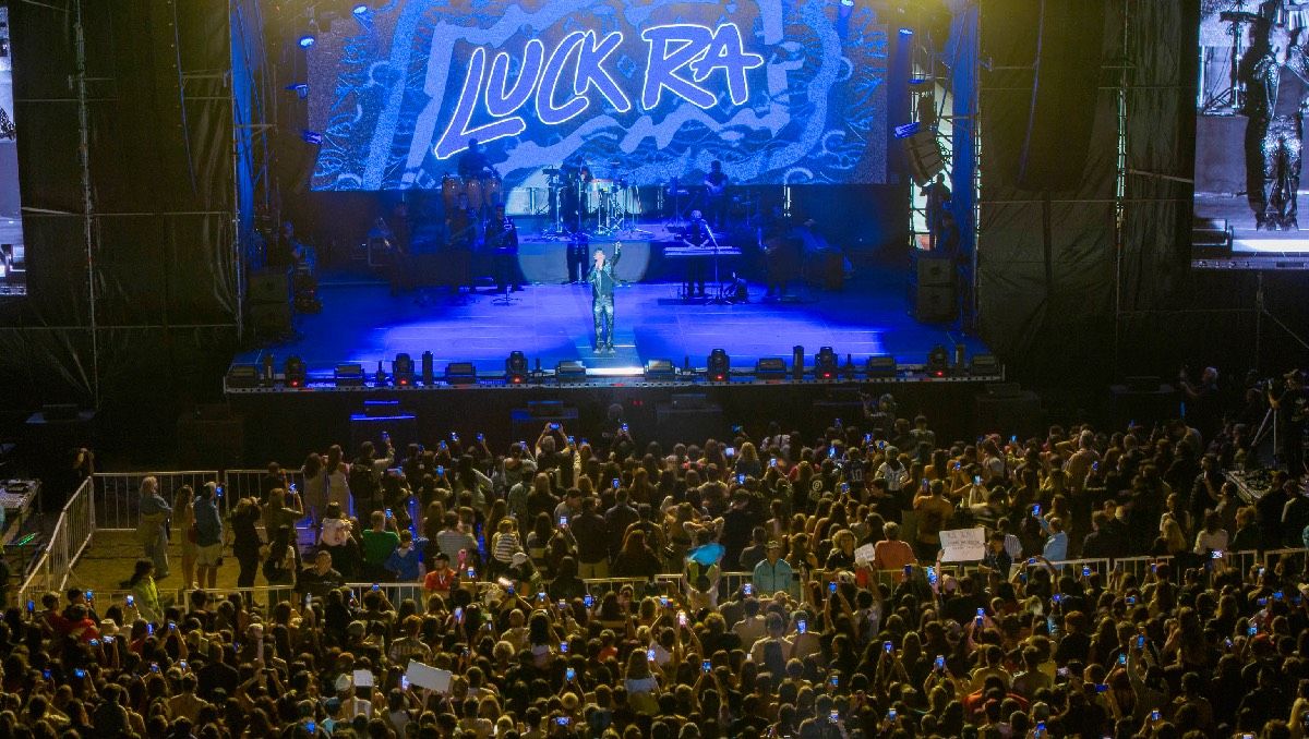 Impactante show de Luck Ra en San Martín de los Andes.