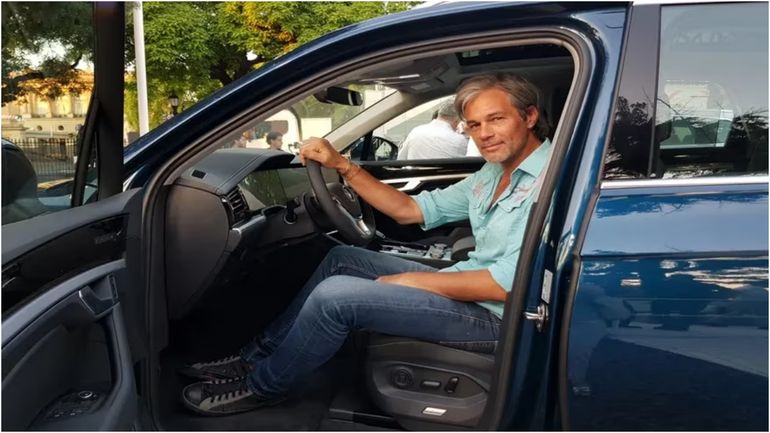 A qué se dedica Matías Camisani tras separarse de Dolores Barreiro