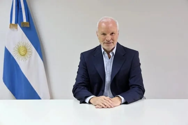 Ordóñez fue elegido por el Gobierno para el puesto, pero su designación suscitó polémica. Ordóñez fue elegido por el Gobierno para el puesto, pero su designación suscitó polémica.