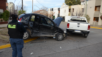 El violento accidente de 2022 en la esquina de Entre Ríos y Teniente Ibáñez / Foto Archivo El violento accidente de 2022 en la esquina de Entre Ríos y Teniente Ibáñez / Foto Archivo