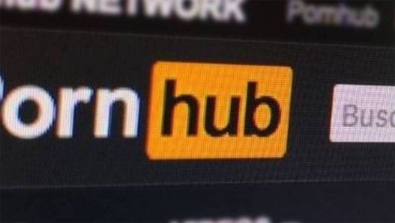 PornHub libera el contenido porno para Francia y España