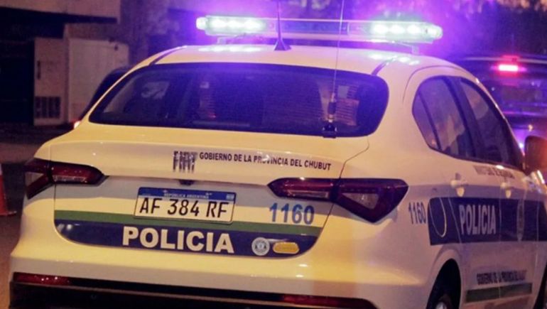 La Policía de Chubut custodia el Colegio San Juan Bosco de Comodoro Rivadavia. (Foto ilustrativa).