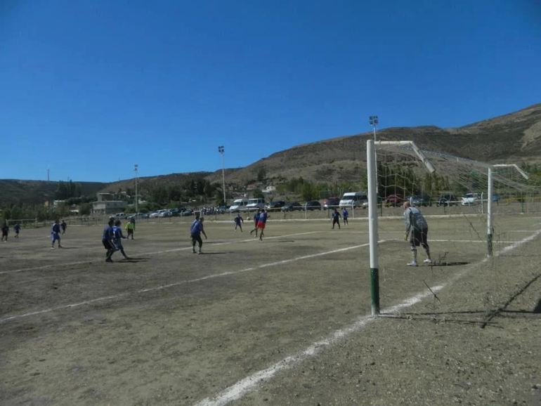 La agresión se produjo en el partido entre Próspero Palazzo y Máximo Abásolo, por la liga de fútbol de veteranos de Comodoro Rivadavia. La agresión se produjo en el partido entre Próspero Palazzo y Máximo Abásolo, por la liga de fútbol de veteranos de Comodoro Rivadavia.