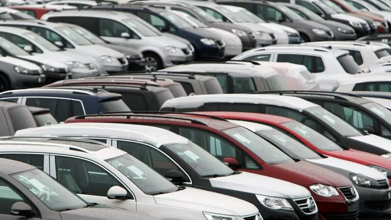 Para asegurarse el buen funcionamiento del motor, es importante saber cuándo cambiar el aceite. Para asegurarse el buen funcionamiento del motor, es importante saber cuándo cambiar el aceite.