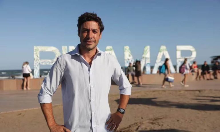 La funcionaria fue desvinculada de su cargo, tras un decreto firmado por el intendente Juan Ibarguren. La funcionaria fue desvinculada de su cargo, tras un decreto firmado por el intendente Juan Ibarguren.