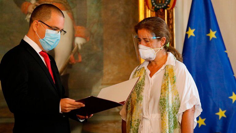 Maduro expulsó a la embajadora de la Unión Europea