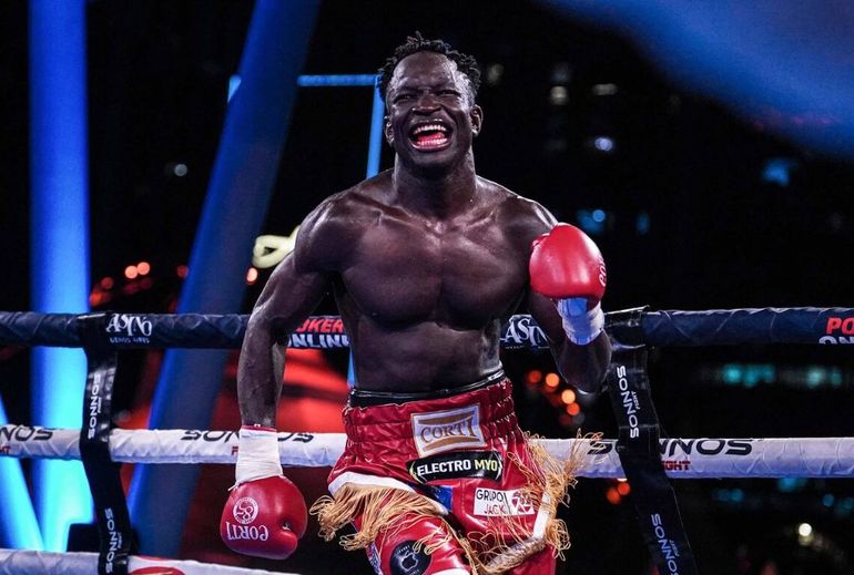 Touba Niang, boxeador invicto senegalés que se entrena en Chubut. Touba Niang, boxeador invicto senegalés que se entrena en Chubut.